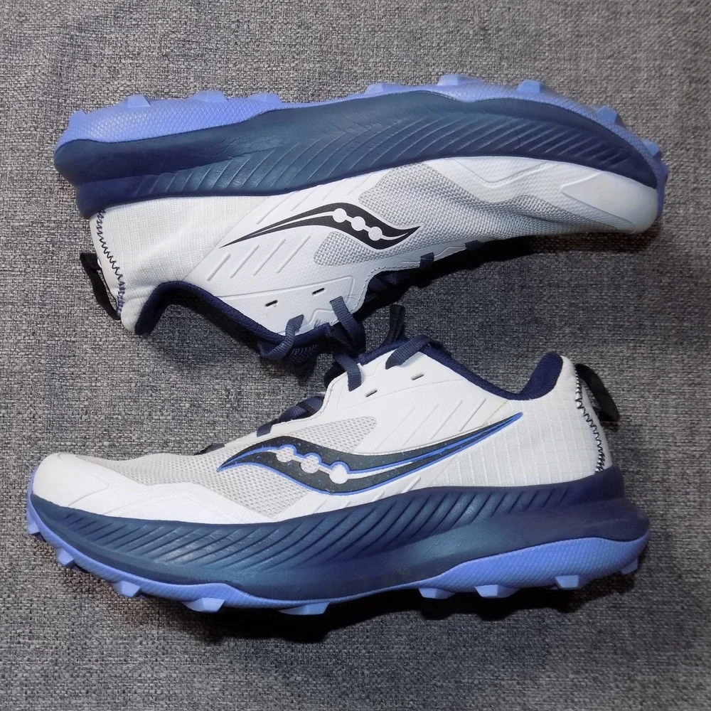 Saucony Peregrine 13 Trail Shoes Womens 9 White Navy Good S10845-15 Lugs Gaiter
